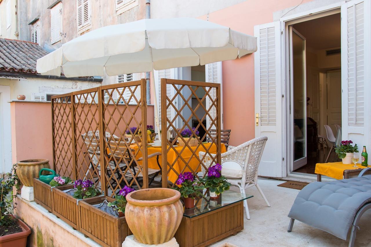 Hotel Vindobona Mali Lošinj Exterior foto