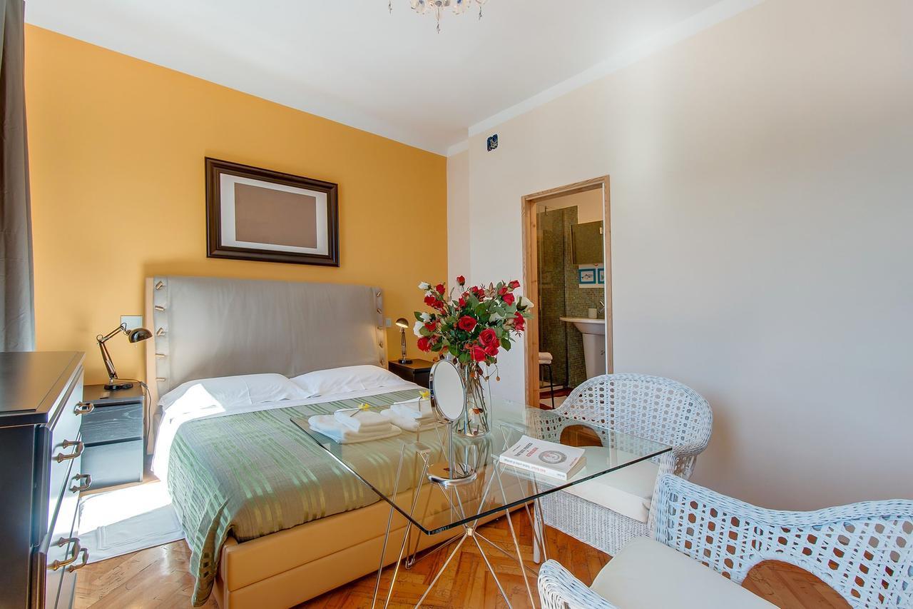 Hotel Vindobona Mali Lošinj Exterior foto